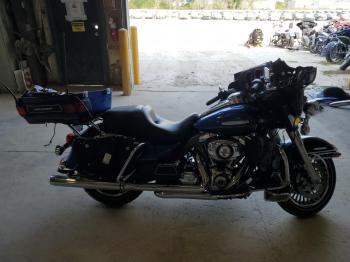  Salvage Harley-Davidson Fl