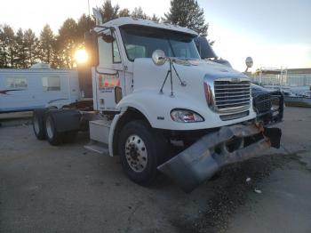  Salvage Freightliner Columbia