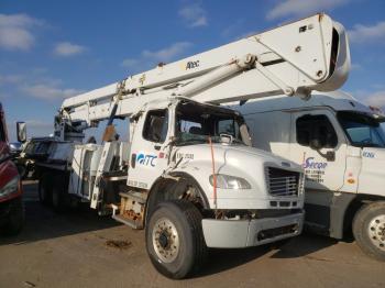  Salvage Freightliner M2 106 Med