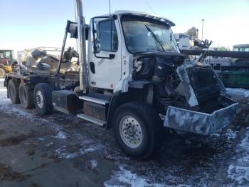  Salvage Freightliner Day Cab