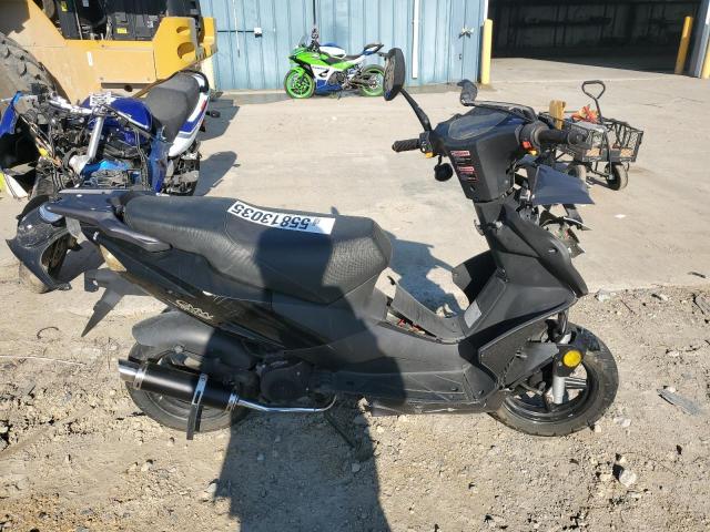  Salvage Zhng Scooter