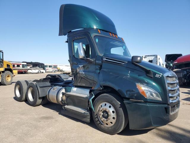  Salvage Freightliner Cascadia
