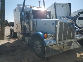  Salvage Peterbilt 379