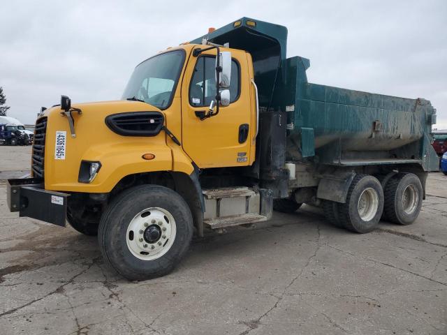  Salvage Freightliner 108sd