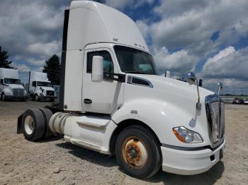  Salvage Kenworth T680