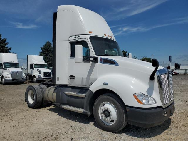  Salvage Kenworth T680