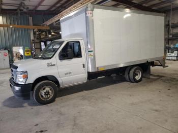  Salvage Ford Econoline