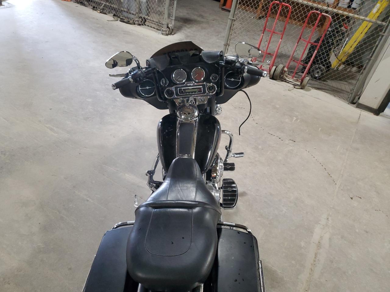 Harley-Davidson Fl Image 5