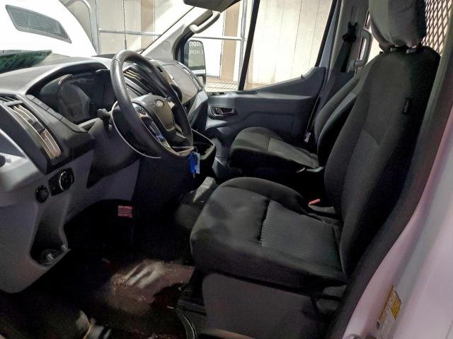 Ford Transit T-250 Image 12