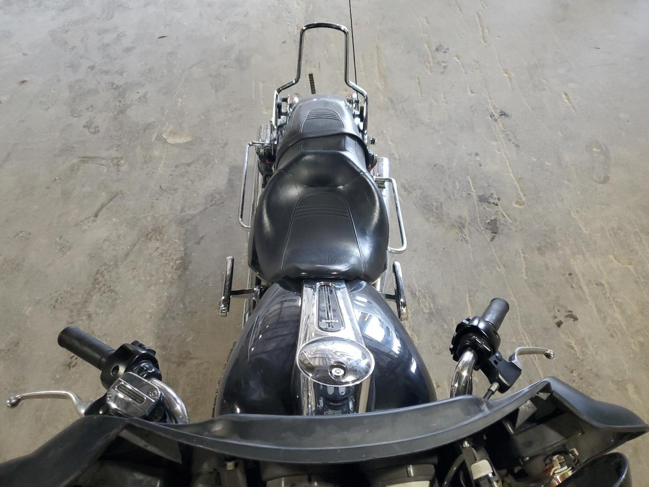 Harley-Davidson Fl Image 5