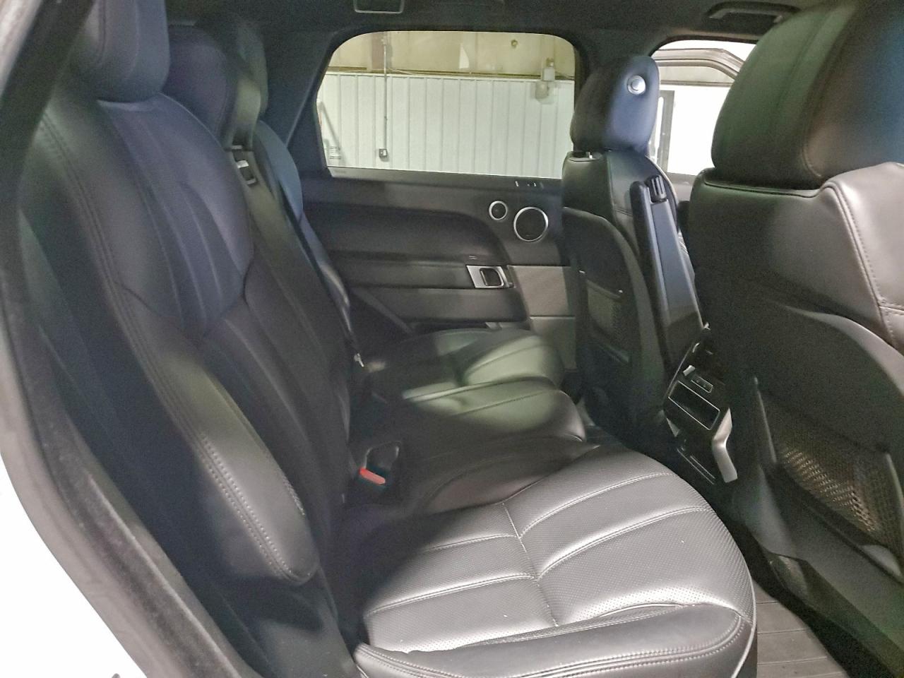 Land Rover Range Rover Hse Image 6