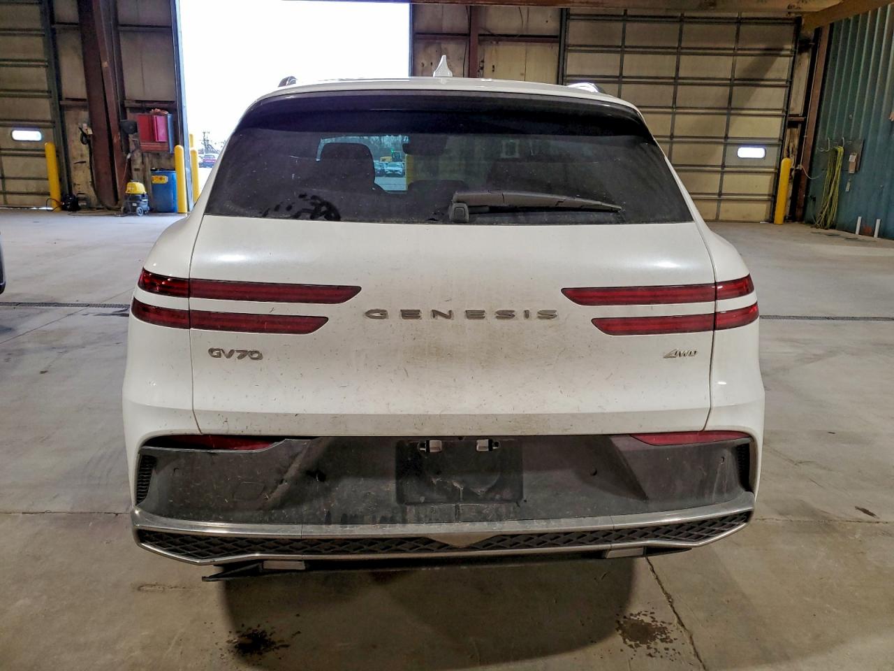 Genesis Gv70 Base Base Image 2