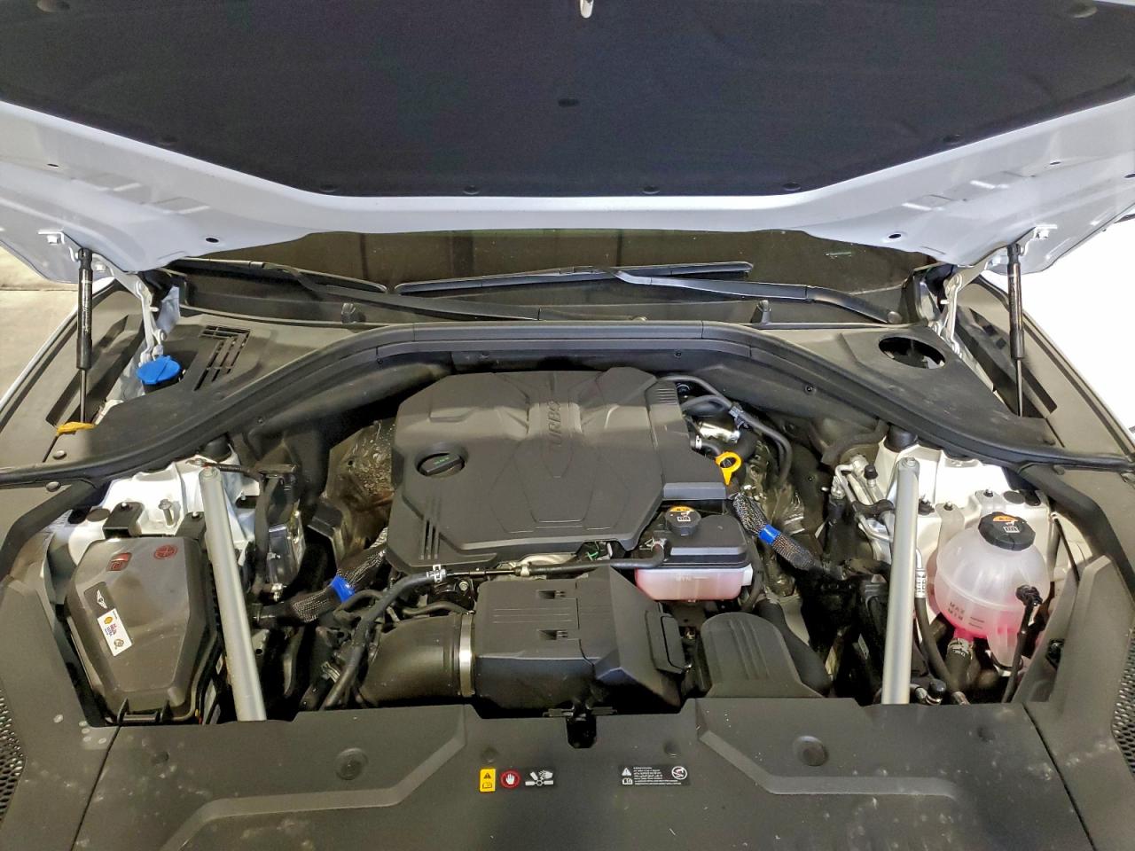 Genesis Gv70 Base Base Image 13